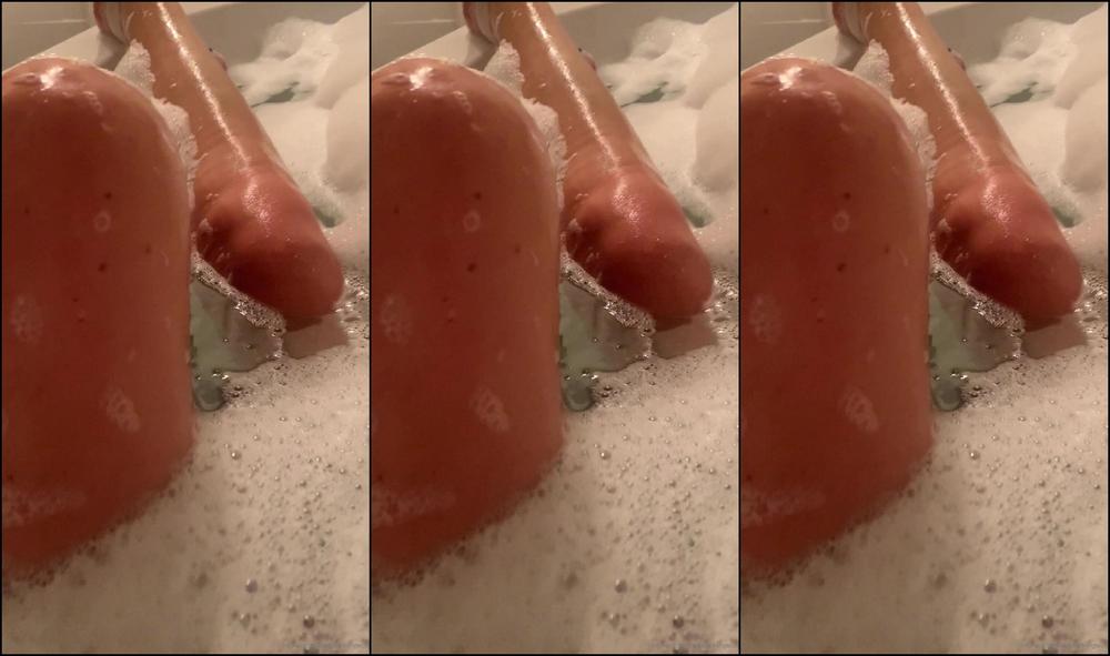 Lady Dark Angel Ummmmm Bath Tease