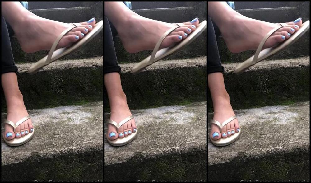 Rossiem Nicknamed Rossieft Onlyfans Dangling At The Park