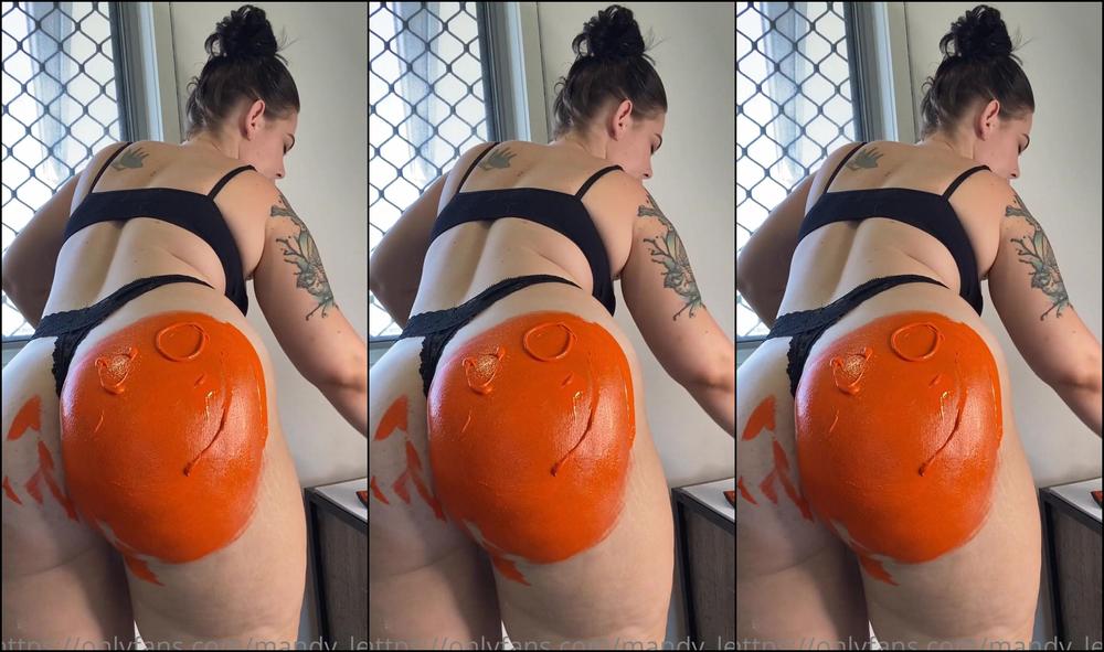 Mandy Lee Project Halloween Here Is My Bumpkin