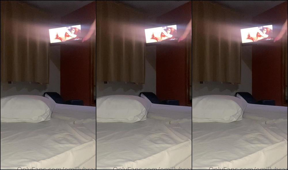 Emillybrazil 2351768291 02 04 2022 Comi O Meu Personal Gozei Gostoso Na Dele