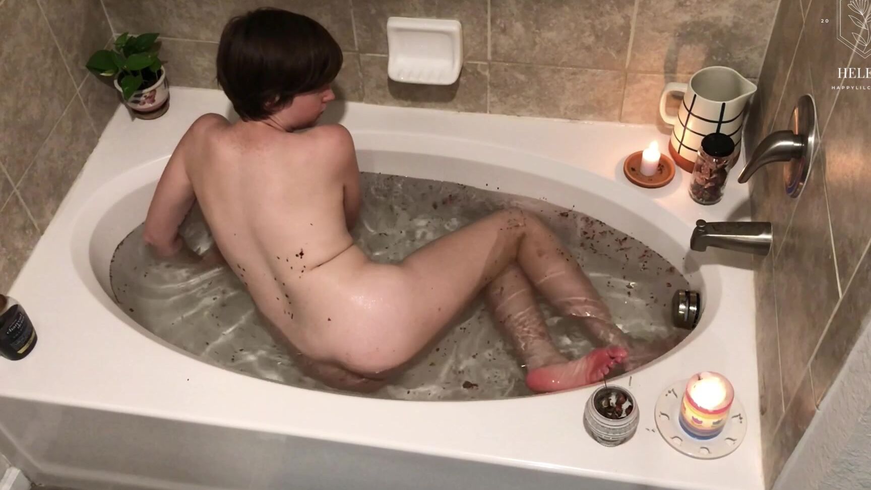"happylilcamgirl" bathtubfetish, brunette, hottub, solofemale, wetlook Sensual Floral Bath Time manyvids