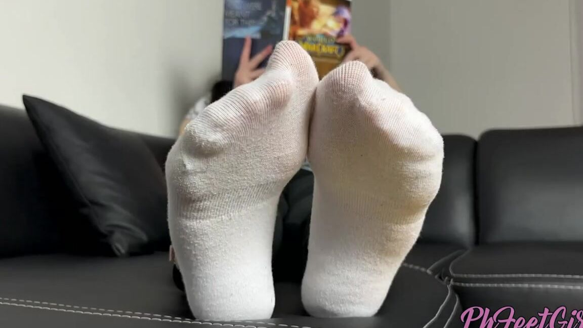 Phfootmodel Nicknamed Phfootmodel 04 04 2023 Onlyfans Video White Ankle Socks Removal In Your Face D