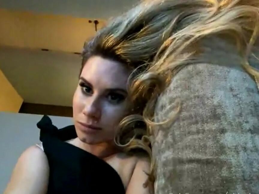 Chloe Lamb 20-09-12 Stream started at 2020.09.11 11-24 pm What are you doing in my swamp 960720 Mix