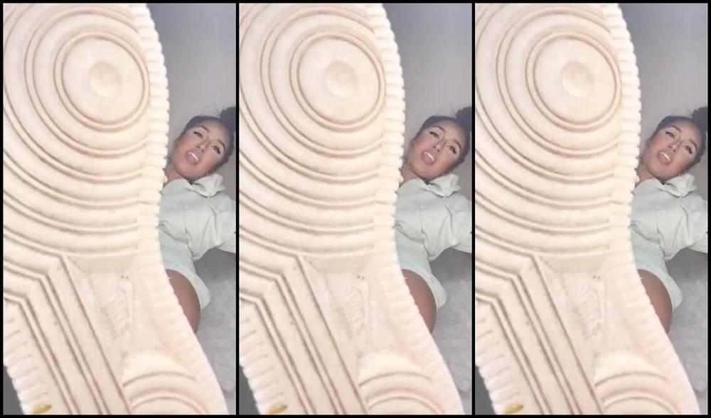 Feetangel Nicknamed Fallatmyfeet Foot Fetish 09 26 2023 Onlyfans Video Tell Me What My Sweaty Feet Taste Like