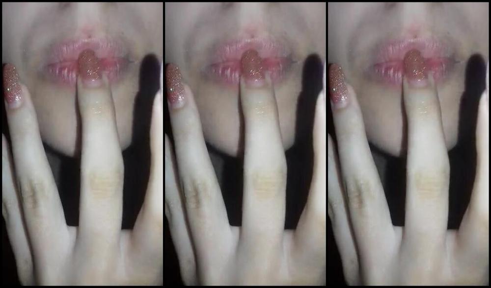 Lalalaura Nicknamed Lauras Kingdom 07 18 2024 Onlyfans Video Blanka Nail Sucking