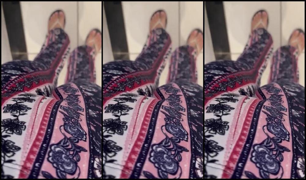 Goddessmonica00W Onlyfans Flip Flop Walk Around3P