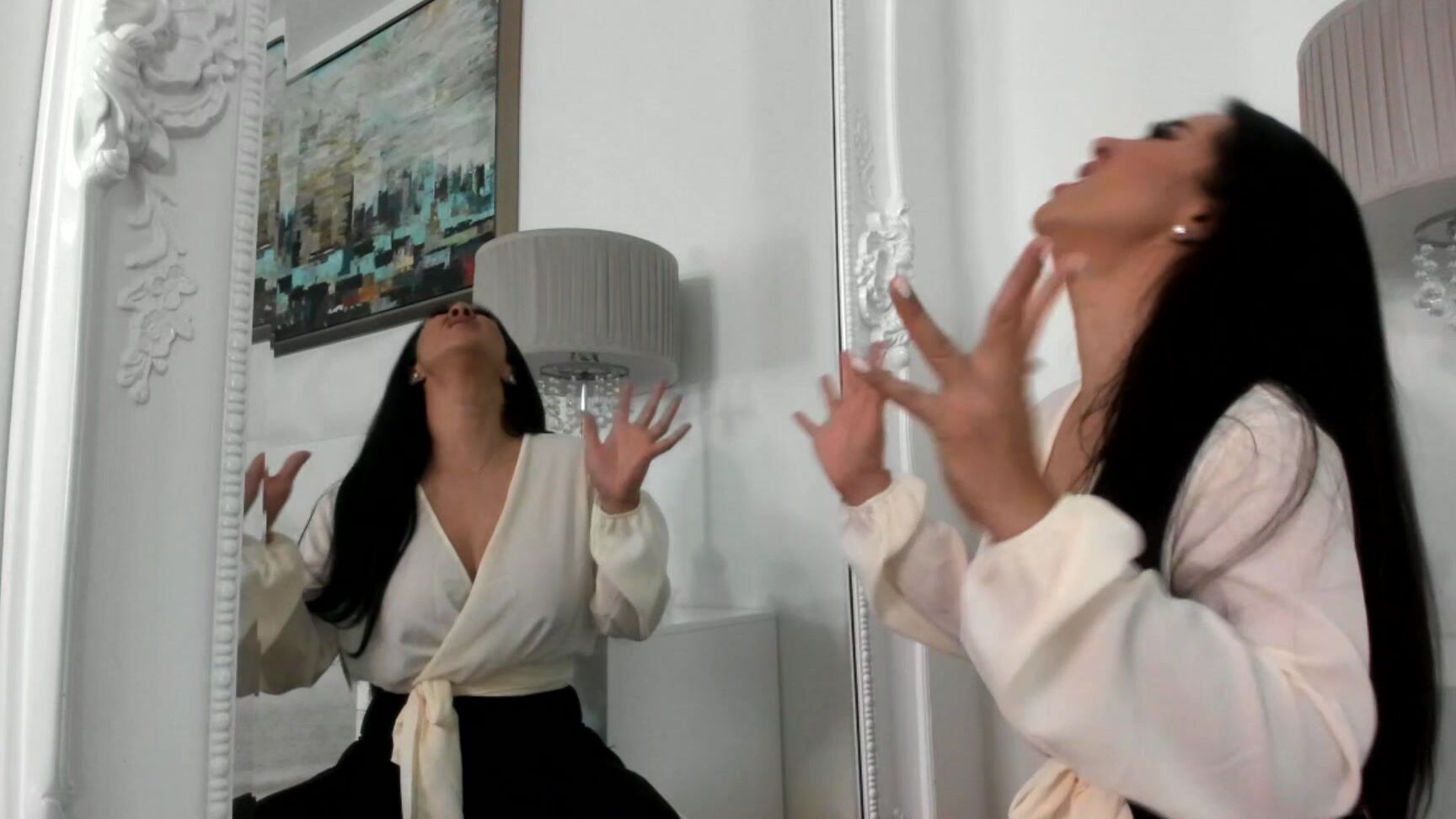 Makayla Divine Double Sneeze Goddess