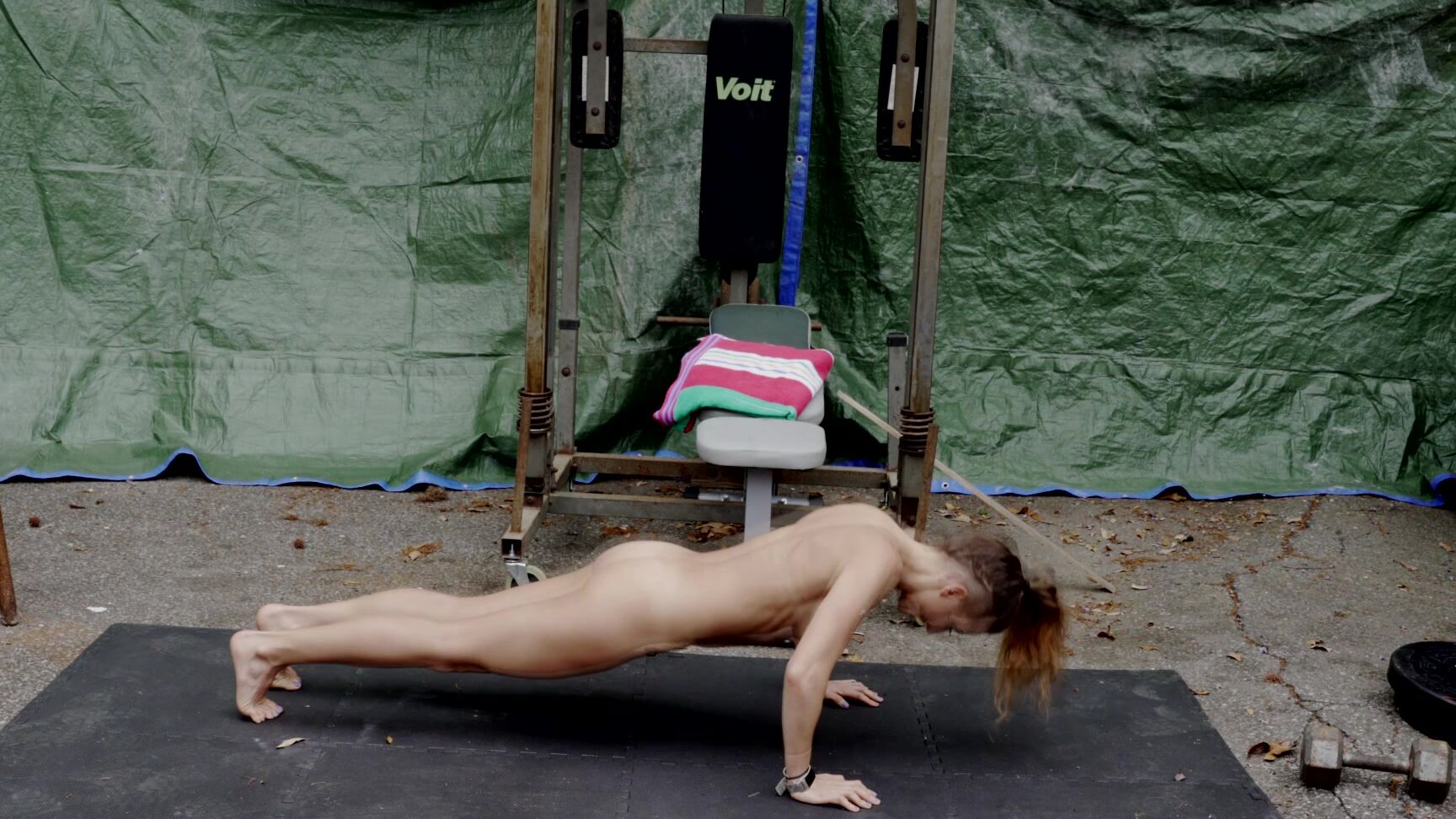 Lora Cross Savage Naked Public Hiit Sweaty Workout