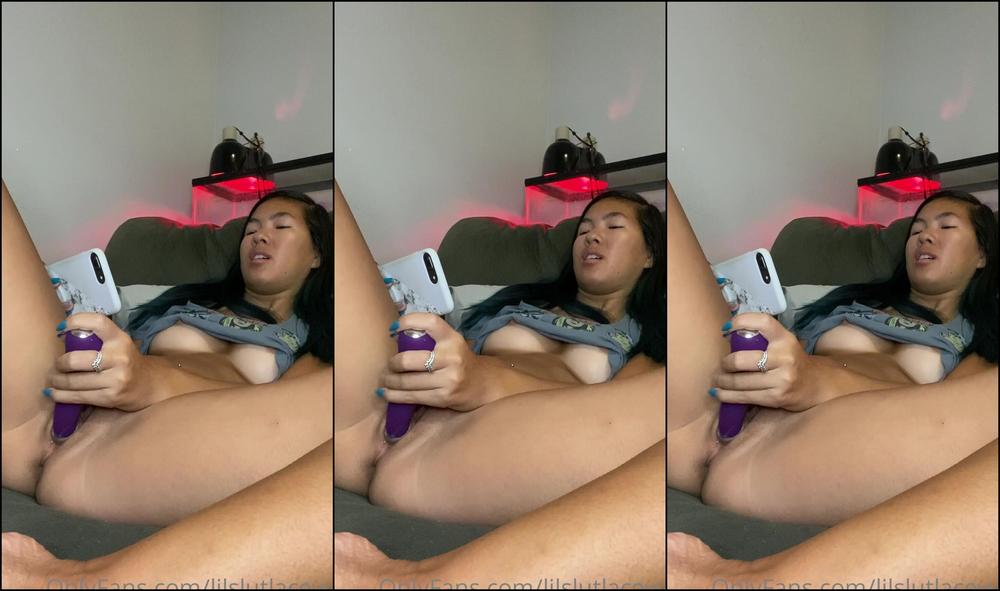 lilslutlaceyyy-01-08-2021-2179833011-toy-play-what-kind-of-porn-do-you-think-i-m-watching