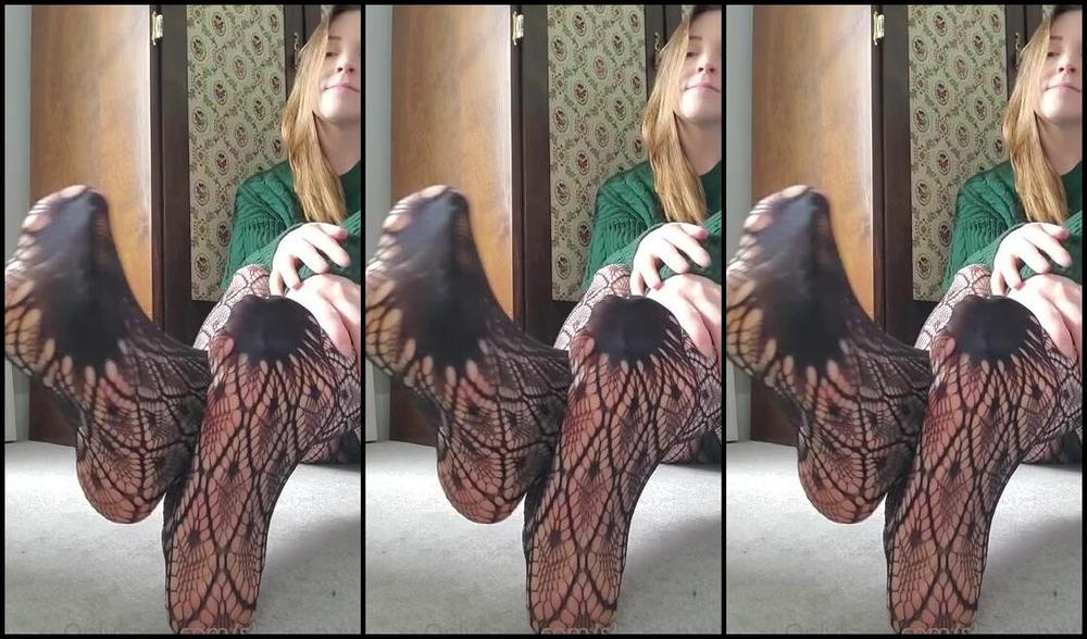 Sloans Paws Nicknamed Sloan Paws 05 07 2021 Onlyfans Video Nylonfishnet Tease These Toes Were Begging To Get Free