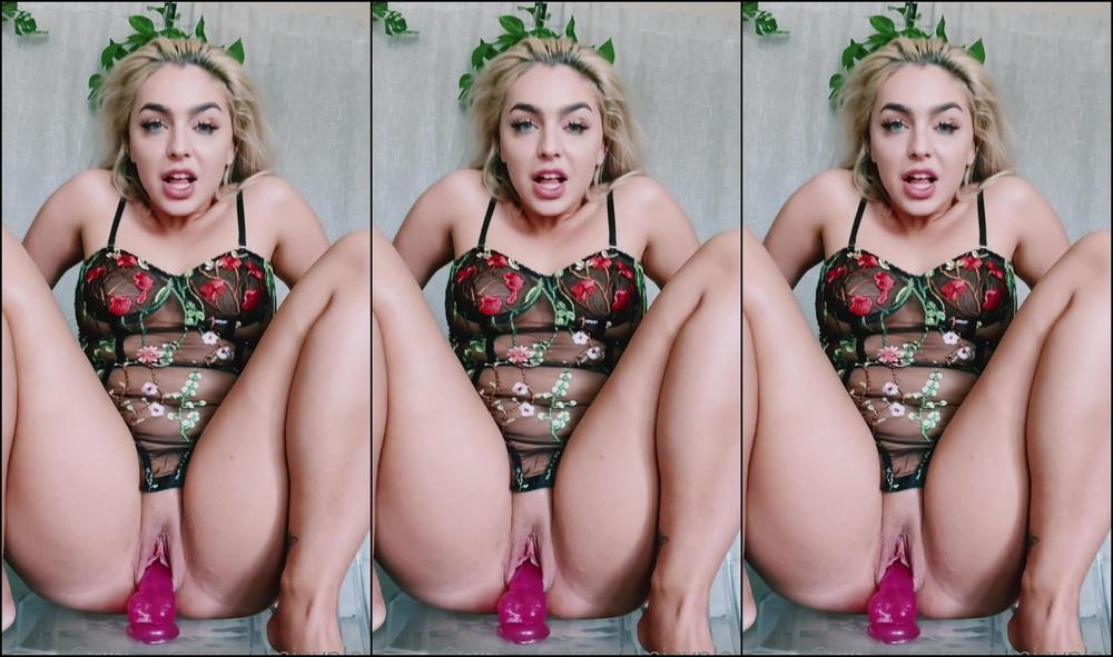 emjayplays-30-04-2020-272523115-like-seeing-my-pussy-stretch-and-slide-all-over-my-favorite-dildo-see-how-creamy-i-got