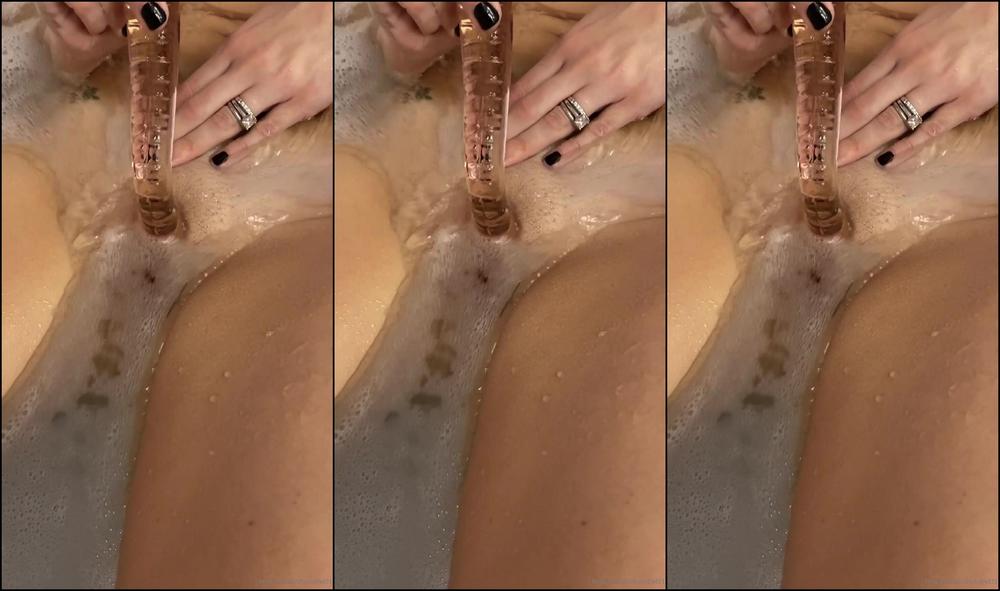 Hotwife Loving My New Glass Dildo I Rarely Have Time To Take