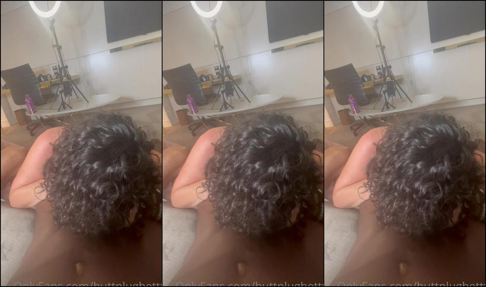 Buttplugbettty Clip And Behind The Scenes From The Deepthroat Contest