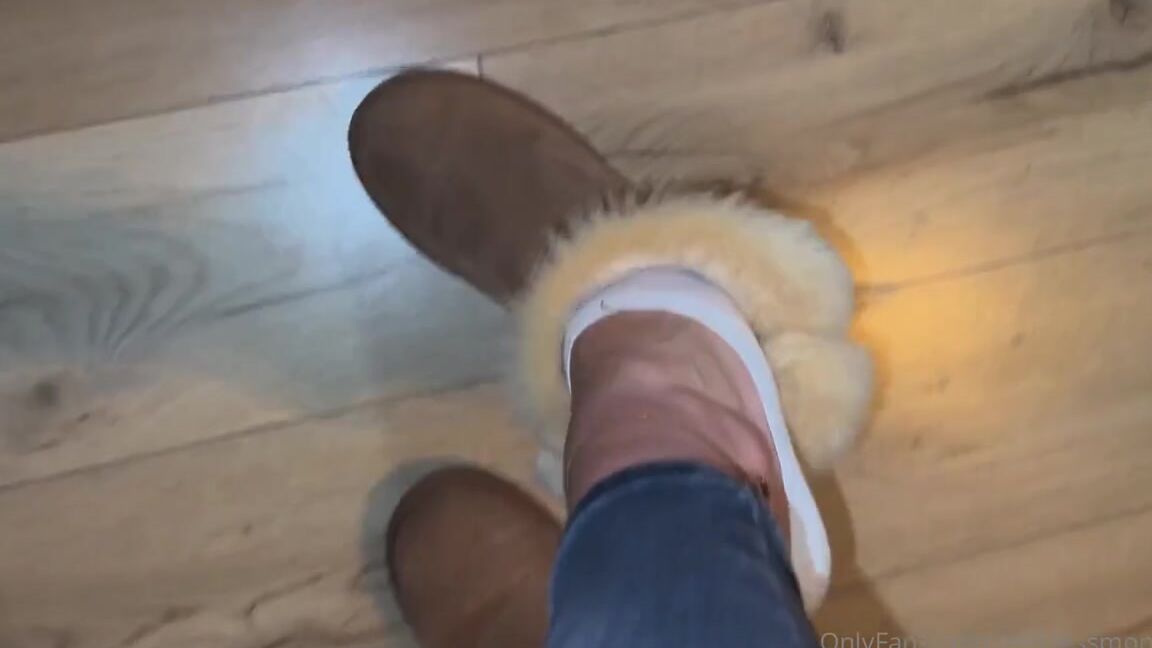 Goddessmona 91 Onlyfans Always Sweaty Feet Socksp