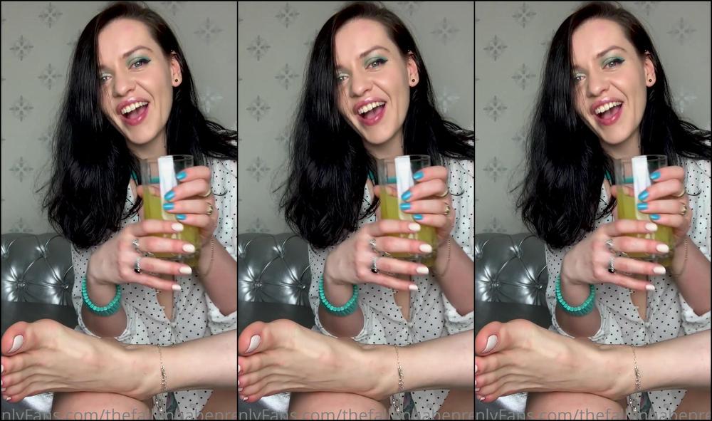 thefallenbabepremium-27-12-2020-1518182341-home-parties-are-a-thing-nowadays-and-the-truth-is-they-are-much-more-cozy-and-intimate-t