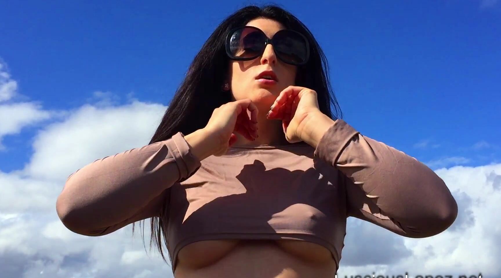 Luscious Lopez Underboob Nipple Tease