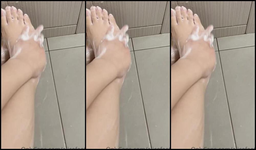 Alicefeetz Nicknamed Alicefeetz 01 22 2022 Onlyfans Video Take A Shower And Rub Soap When Im Free