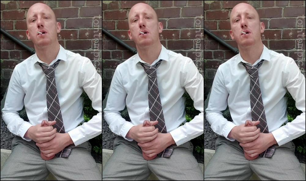 Tomtompics Another Video To Go With The One Above I M In The Garden In A Shirt And Tie Stripping A