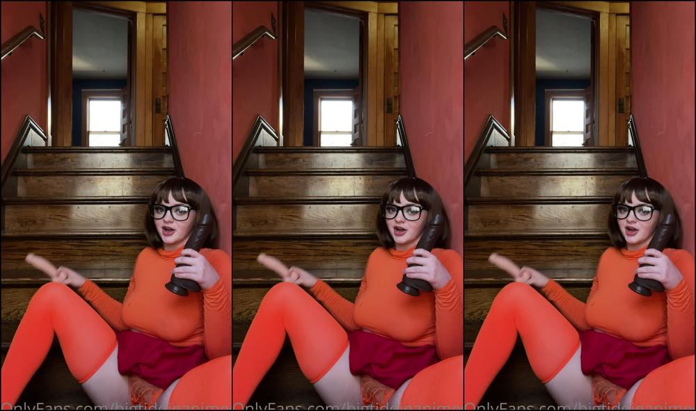 Nutonmybangz Velma Lets Out Her Slutty Side As She Learns To Squirt