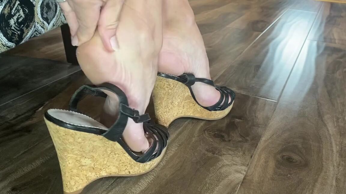 Lezlyan Nicknamed La Little Dancer Feet Onlyfans Edit I Made A Mistake And Attached The Clip And Not The Video So I Fix