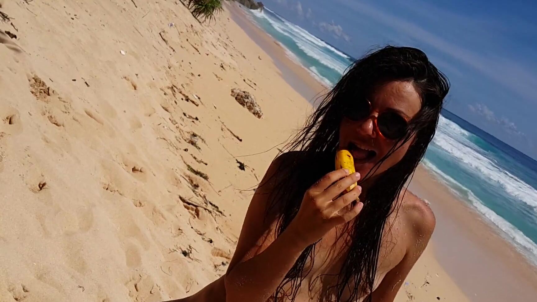 dream4angel banana pee on paradise beach amazing pissing during banana masturbation Pornhub