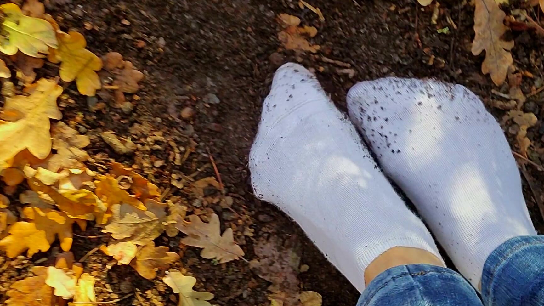 "Goddess Vanessa" feet, dirty feet, foot fetish, outdoors, socks Sock Walk In Mud Lick them manyvids