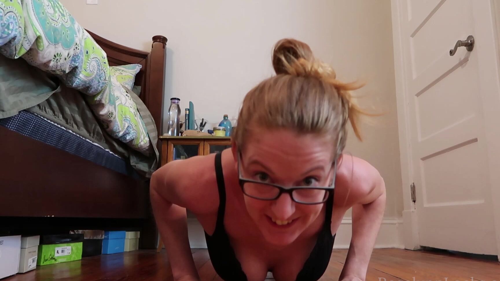 Roselynnlocks Push Ups Cum Countdown For Losers Manyvids