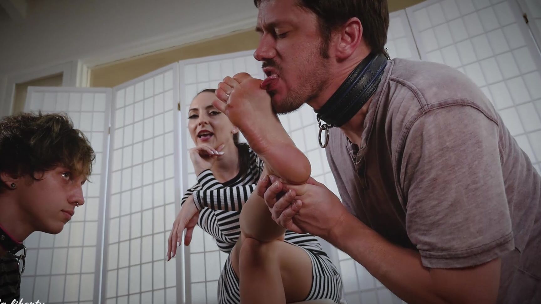 Femdom, Foot Worship Stella Liberty Foot Slave Show Down SiteRip