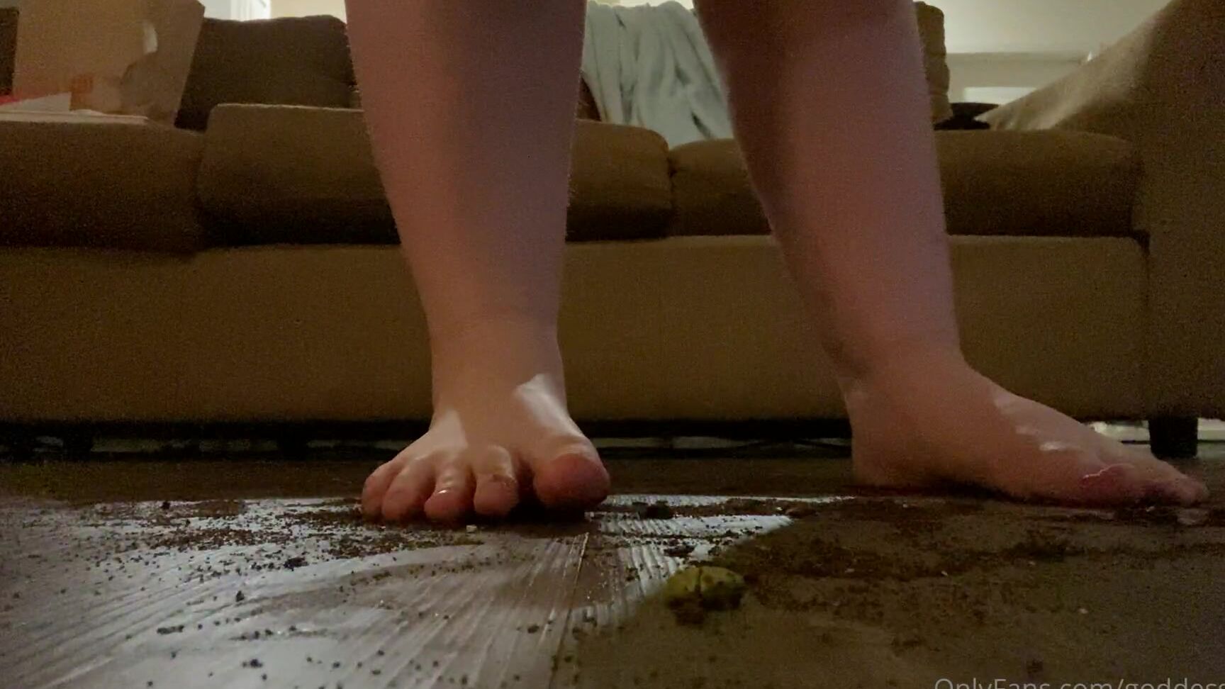 Findomfootfairy Crushing Berries Like They Re The Heads Of Tiny Men