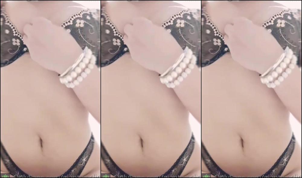 Giantessclips Giantess Chloe Shrinks Her Ex Starring Giantess Chloe Giantess Chloe For More Giantess