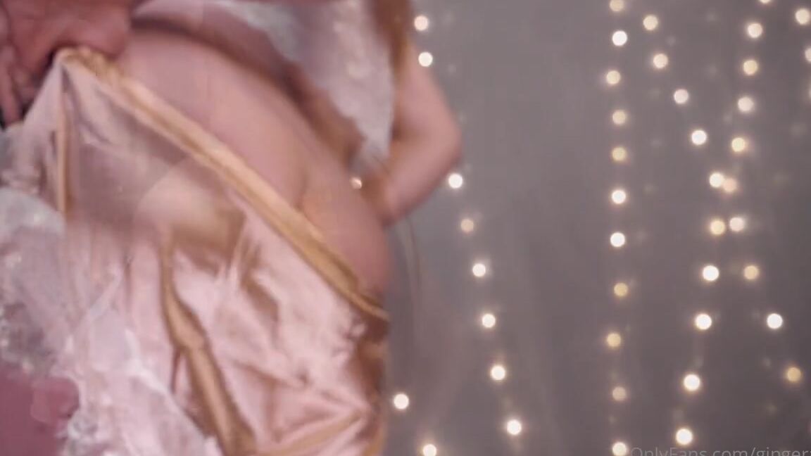 Megan Ginger Asmr Nicknamed Gingerasmr Onlyfans Telling You Everything You Want To Hear Yp