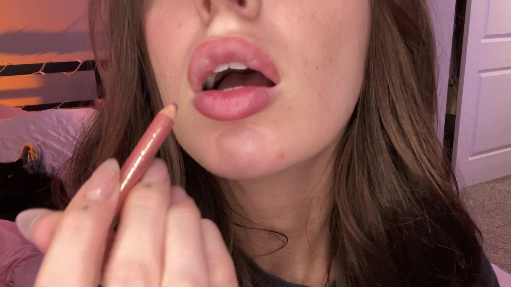 "HARPERMADI" lip fetish, lipstick fetish, sfw, lip gloss, lip liner, lips 577 Lip Liner And Lip Gloss Worship manyvids