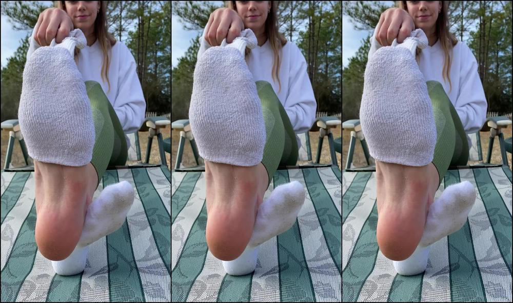 Goddesstalltasha 2015912234 01 24 2021 Sock Removal Post Back And Shoulder Workout Yesterday