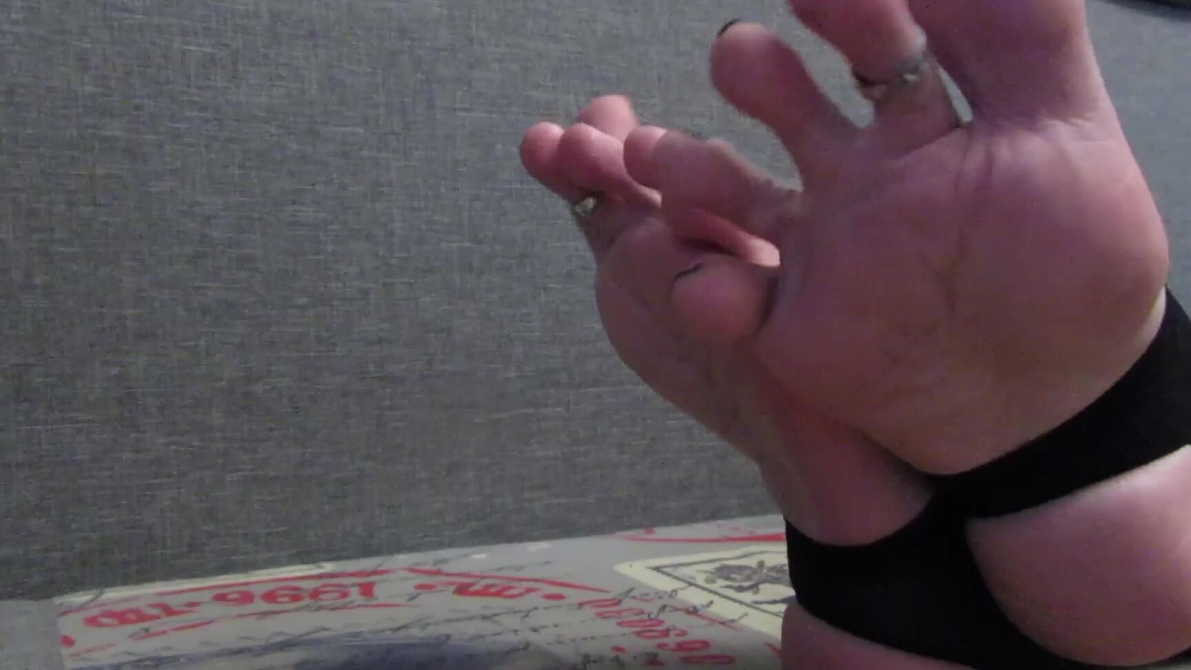 Footfetish, Toes, Foot, Feet, Fetish, Soles Girl show toes and feet SiteRip
