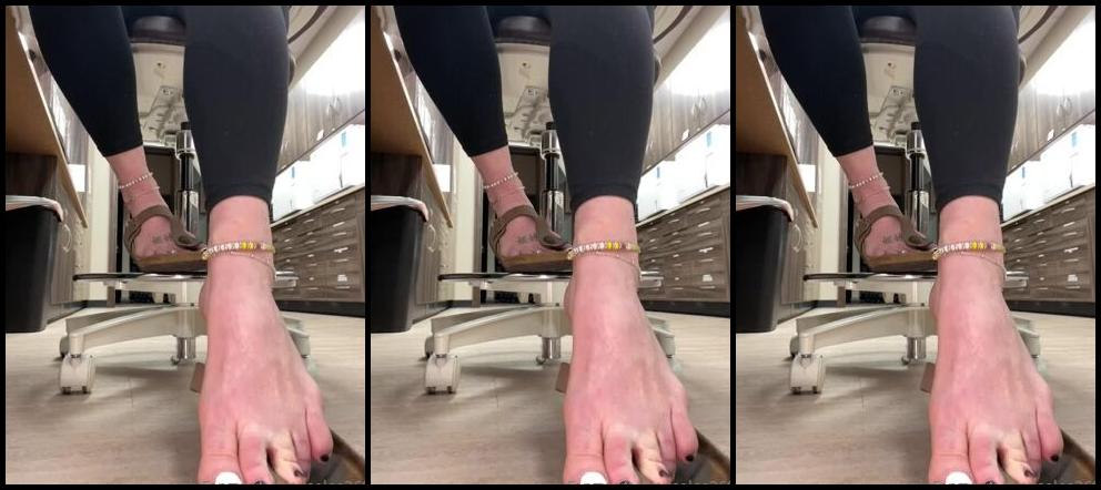 Amysoles Watch Me Do My Notes As I Wiggle For