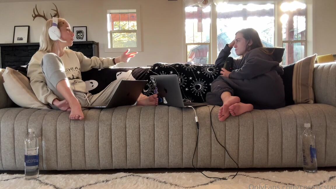 Cosmicstarlight The Couch Critics Podcast Introducing A Brand New