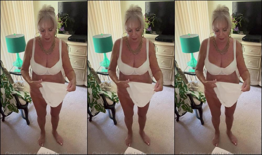 Avbgilfgoddess Before The Cocktail Series Shoot Starting Out Naked