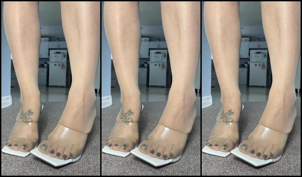 Deedeericanfeet Onlyfans As Requested Sheer Stockings And Heels