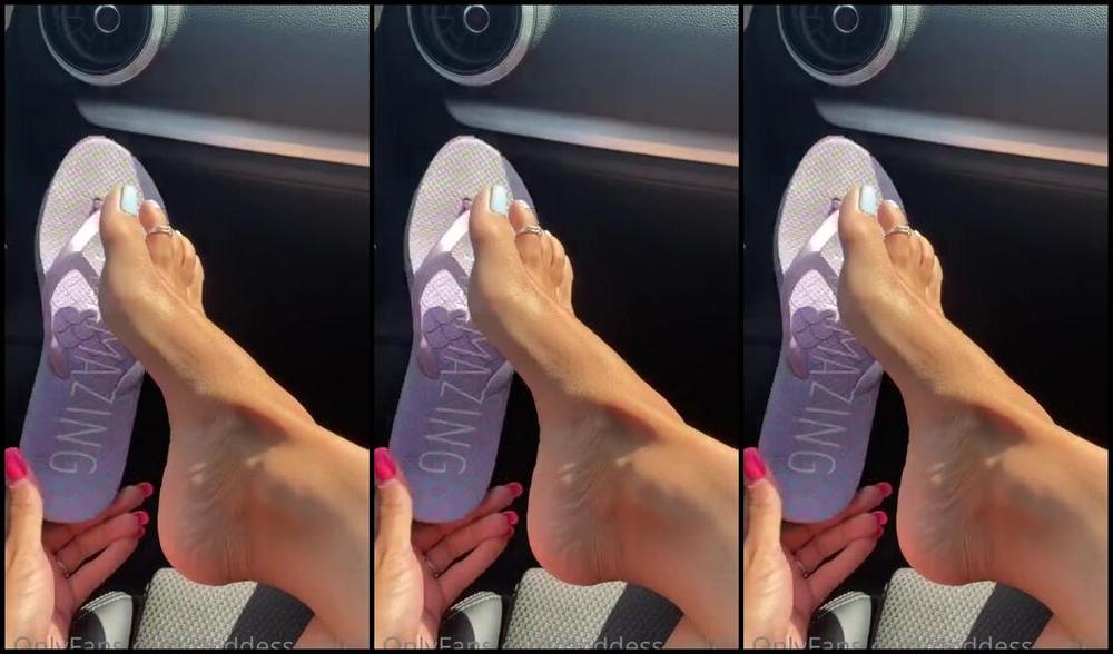 Goddesssuzie26 Onlyfans Kiss My Foot Everywhere The Sun Touches