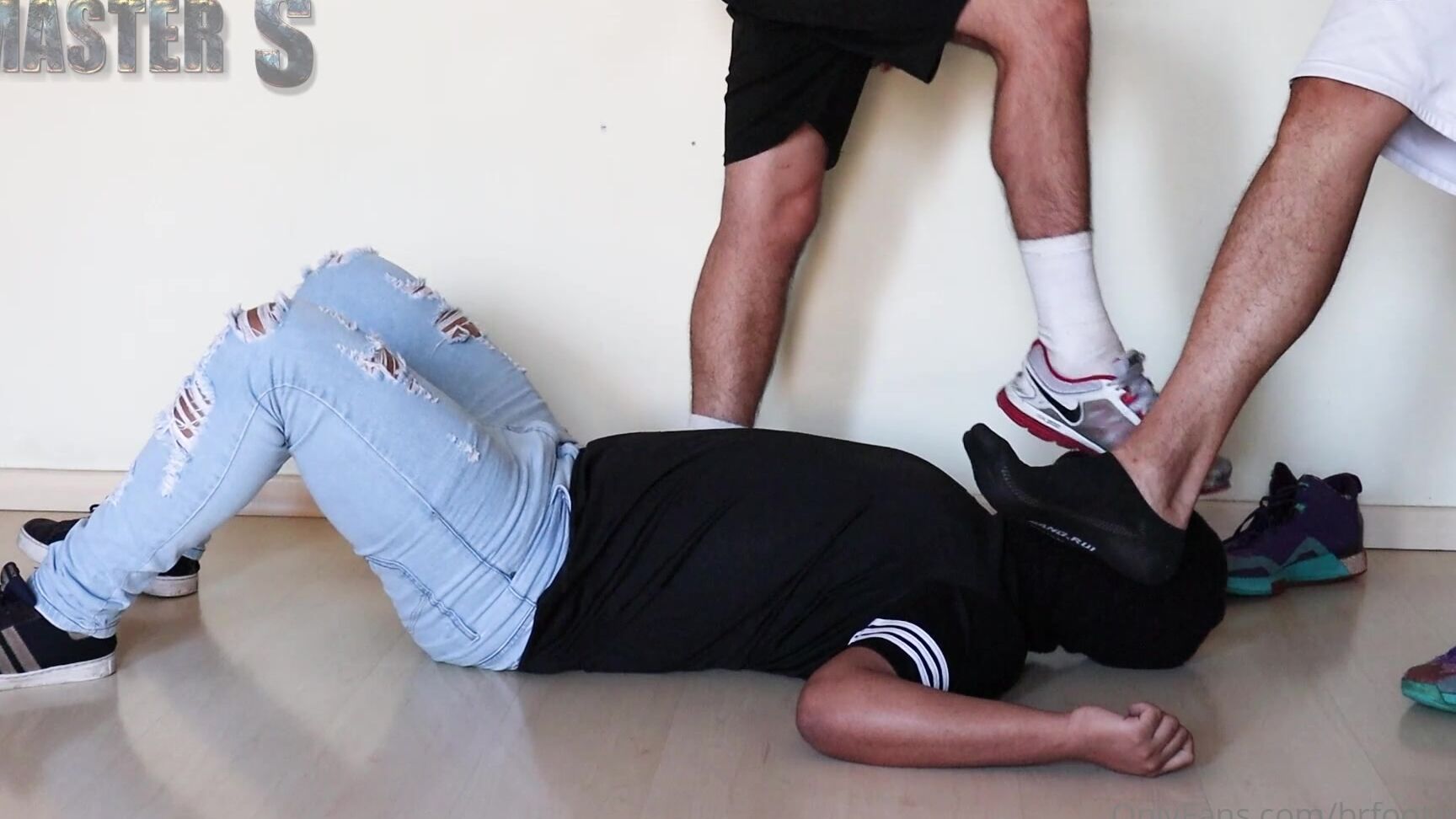 Brfootmodel 2055521087 03 15 2021 Master S And Master V48