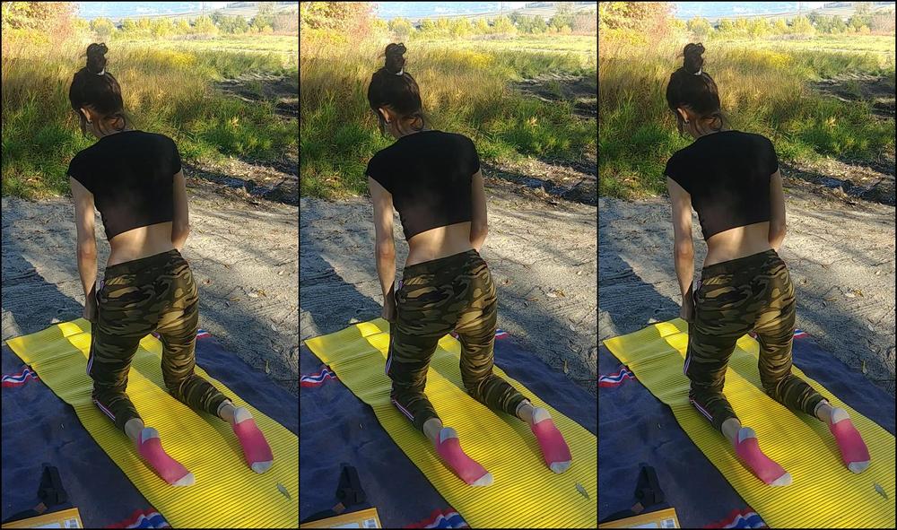 Petite X Kitten Yoga Strip In Public Vip Pussy Com