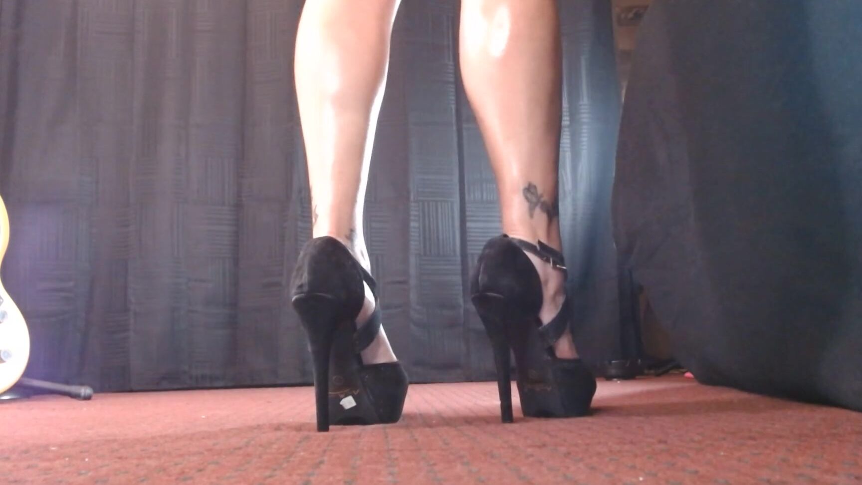 "Abby Anna" Oil, Oiled Legs, Calves, High Heels, Long Legs, Thin Legs, Muscular Legs, Posing, Foot Fetish, Feet Fetish, Ankles, Thighs, Foot Worship, Suggest Abby Anna Oiled Shiny Legs Calves in High Heels pornhub