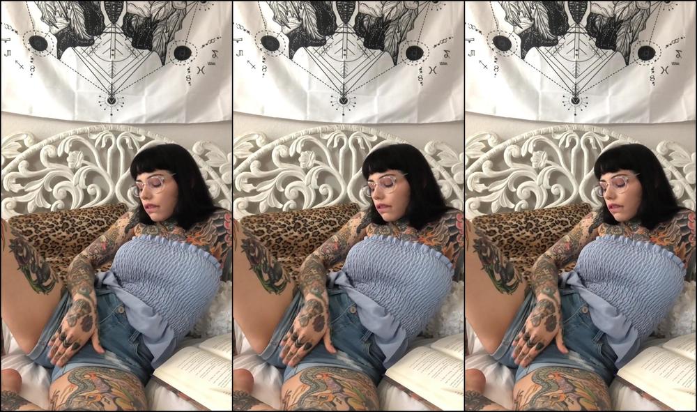 Tigerlillyofficial E F F F F Source