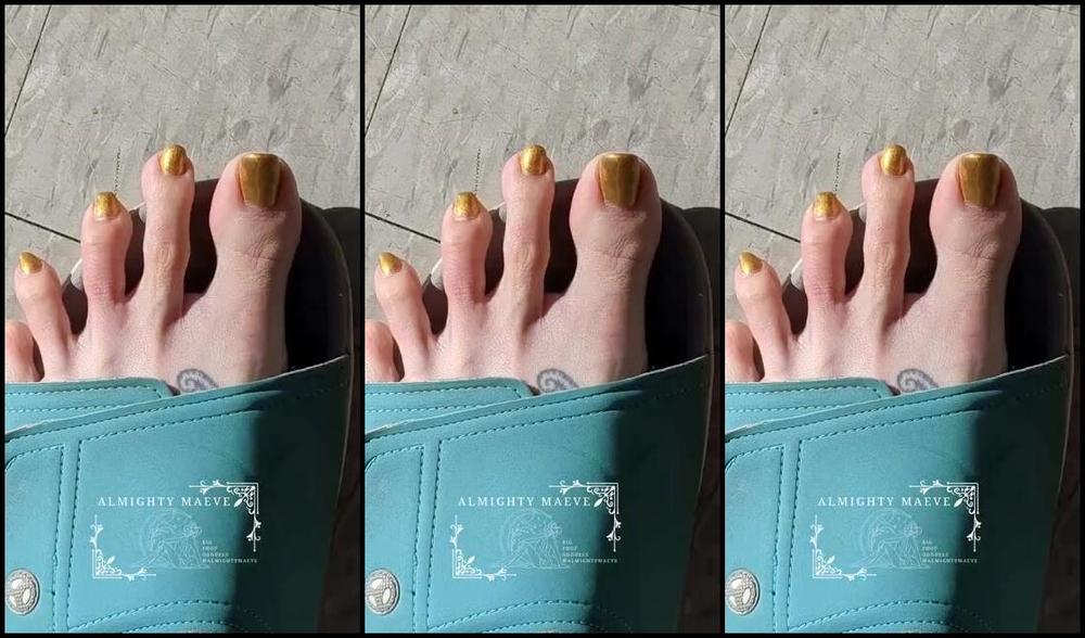 Almighty Maeve Nicknamed Almightymaeve 01 05 2025 Onlyfans Video Feeling A Bit Under The Weather Today Found This Video Staring My Left Foot