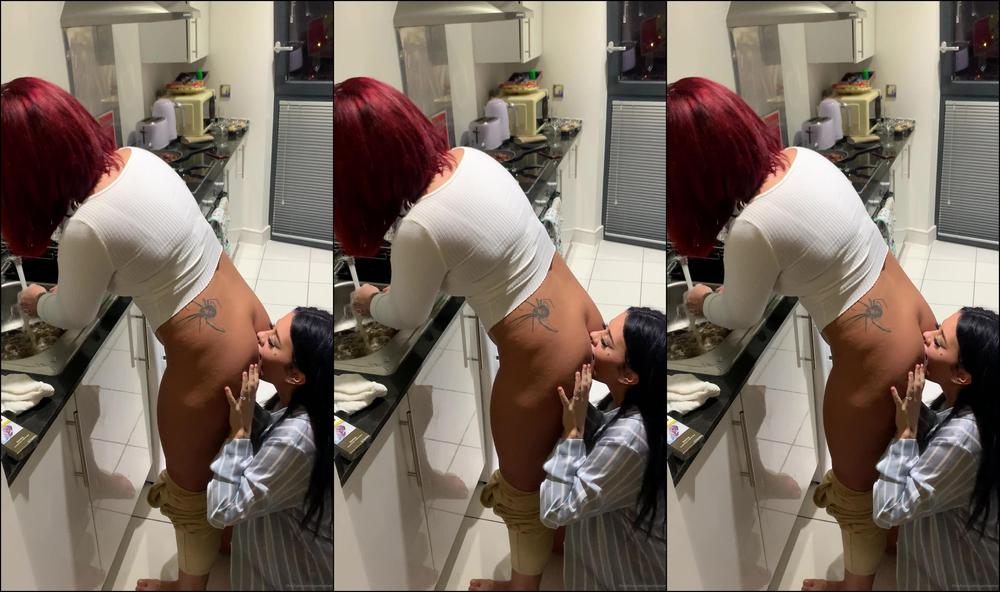 Niamhvelvet When Kinkyposhgirl Is Washing Up After Dinner You Eat Her Fucking Ass For Desert