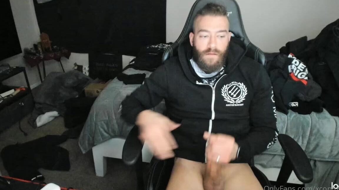 xcorvus777-11-01-2021-2006559407-bored-woke-up-way-too-early-so-heres-a-xolo