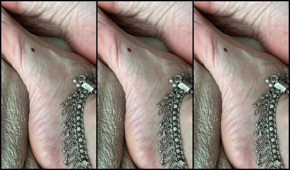 Lezlyan Nicknamed La Little Dancer Feet Onlyfans Better Later Then Not At All Good Night My Fff S I Ll Post Some Pics For