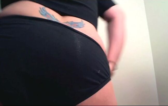 Lauraleighxoxo Video Of Me Showing Off My Ass In Black Panties Hope Ever