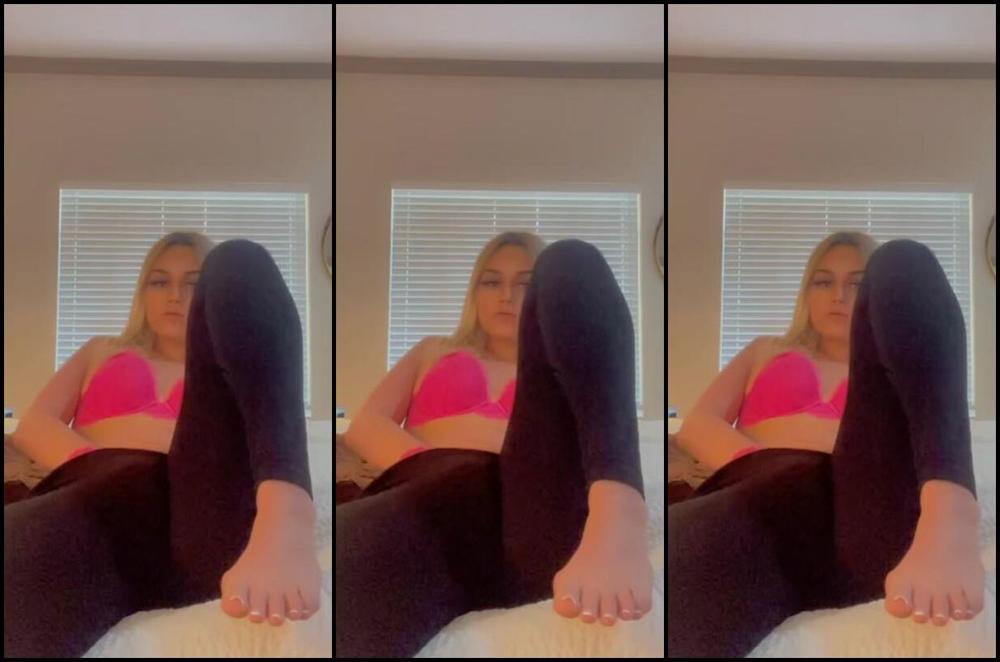 Naomirose Xoxo 2841996587 04 18 2023 Your Bad Little Slut