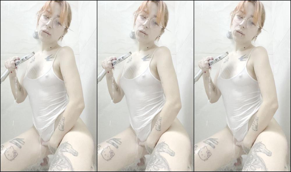 Cutielanalova Redhair Gf Pee On You